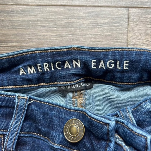 Women’s American eagle jeans - Picture 3 of 4